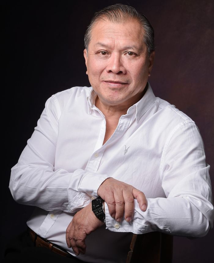 Foto de Fernando Chang-León, autor de Garamond Books