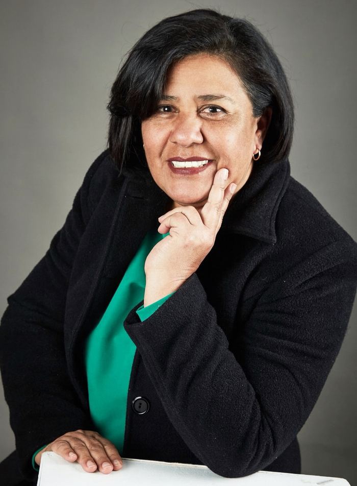 Foto de Marita Ofelia Sullón Robledo, autora de Garamond Books